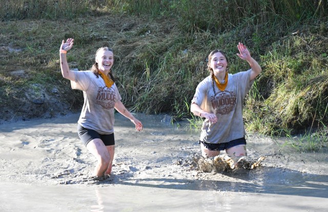 Fort Drum community members tackle Mountain Mudder