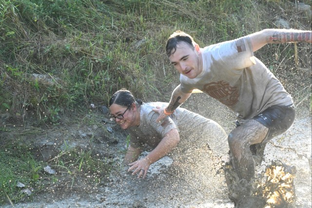 Fort Drum community members tackle Mountain Mudder