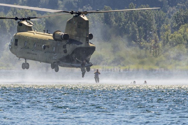Members of the Washington Army National Guard, Oregon National Guard and U.S. Army Reserve participated in Helocast training on the Columbia River, Troutdale, Ore., Aug. 8, 2025. The event, led by the 2nd Battalion, 162nd Infantry Regiment, 41st...
