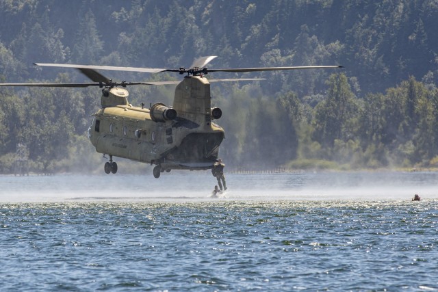 Members of the Washington Army National Guard, Oregon National Guard and U.S. Army Reserve participated in Helocast training on the Columbia River, Troutdale, Ore., Aug. 8, 2025. The event, led by the 2nd Battalion, 162nd Infantry Regiment, 41st...