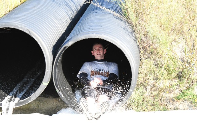 Fort Drum community members tackle Mountain Mudder