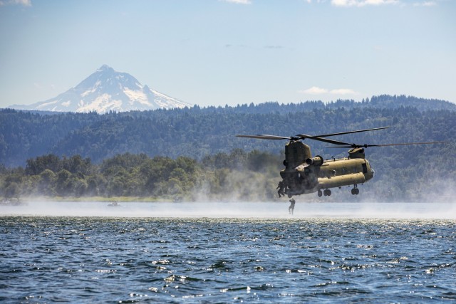 Members of the Washington Army National Guard, Oregon National Guard and U.S. Army Reserve participated in Helocast training on the Columbia River, Troutdale, Ore., Aug. 8, 2025. The event, led by the 2nd Battalion, 162nd Infantry Regiment, 41st...