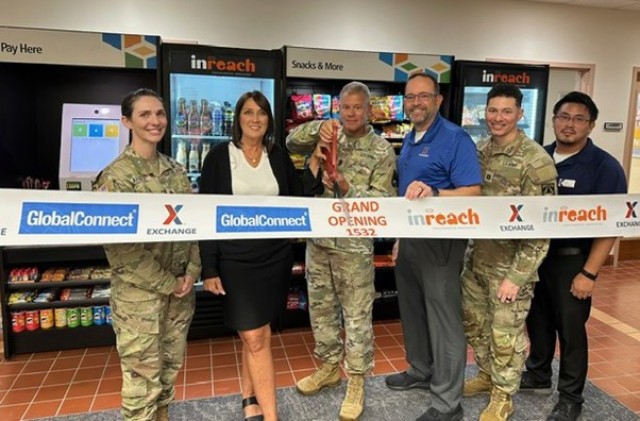 AAFES&#39; self-service market in the Warrior Zone
