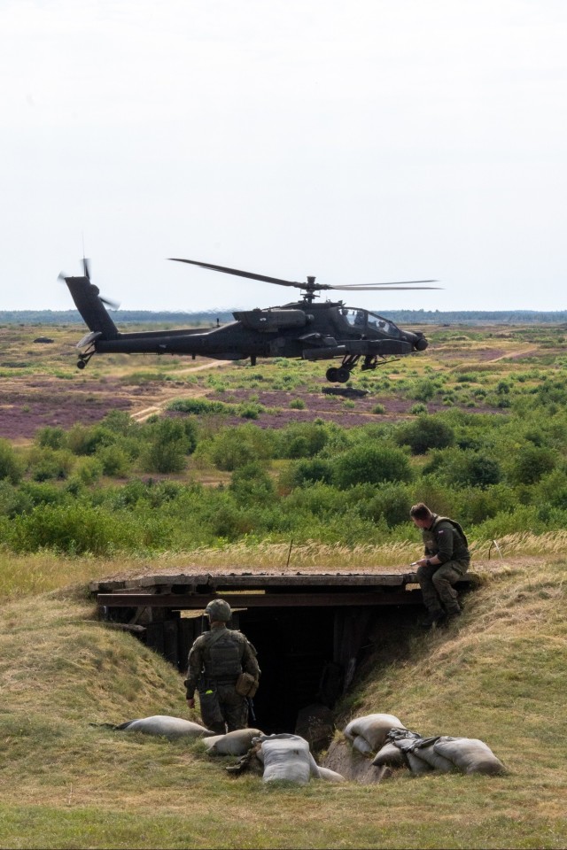 U.S. and Polish Forces Showcase Apache Air and Ground Integration Capabilities in Poland