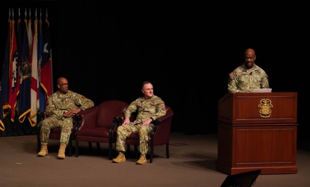 Combined Arms Center Holds Relinquishment of Command Ceremony