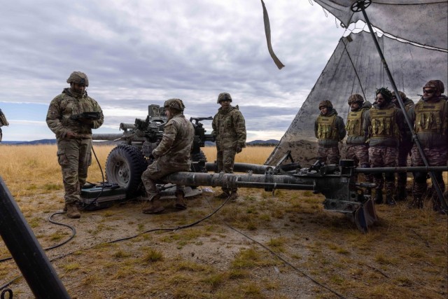 U.S., Indian Armies exchange artillery best practices during Yudh Abhyas 2025 in Alaska