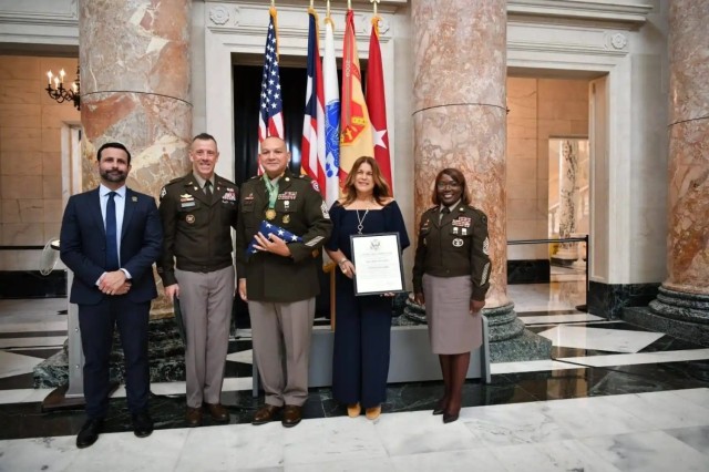 A New Chapter Begins: Fort Buchanan Hosts a Retirement Ceremony