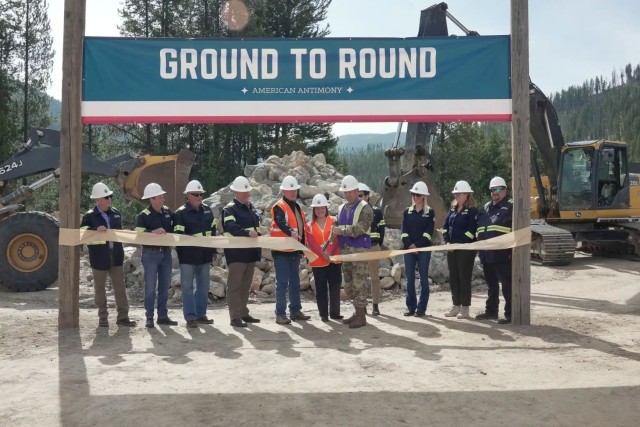 Perpetua Board of Directors, Senior Leaders, U.S. Department of Agriculture Deputy Undersecretary Kristin Sleeper, join Maj. Gen. John T. Reim as he cuts the ribbon on the Stibnite Gold Project. (From left to right) (CNW Group/Perpetua Resources...