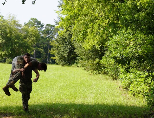 MACH Soldiers Win Best Medic Title for MRC-East at Fort Campbell