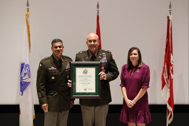 U.S. Army Engineering and Support Center, Huntsville Change of Command