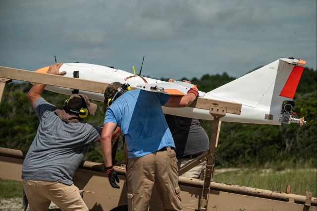 Apache Helicopter Proves Advanced Counter-UAS Capabilities in Live Demonstration