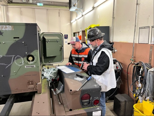 Former Coleman APS-2 site director honored by team before returning home to Texas