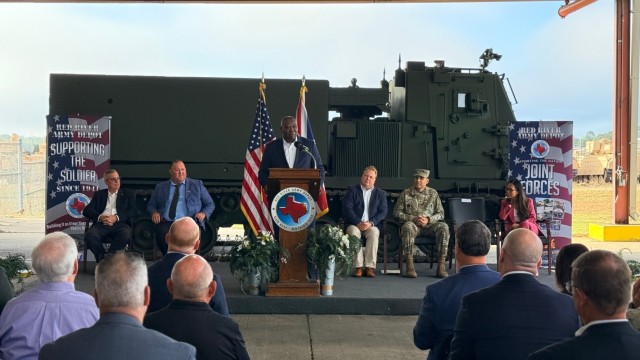 STORM Project Manager addresses audience at depot event