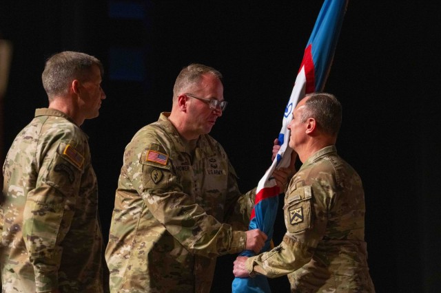 Lt. Gen. James P. Isenhower III assumes command of the U.S. Army Combined Arms Command during an assumption of command ceremony Nov. 18, 2025, on Fort Leavenworth. The event formally marked the transfer of authority and responsibility of the...