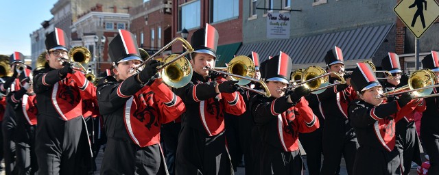 Members of the Lansing High School Marching Lions Band perform in the Leavenworth County Veterans Day Parade Nov. 11, 2025, along Delaware Street in Leavenworth, Kansas. Photo by Emilio Gutierrez/Fort Leavenworth Lamp Intern