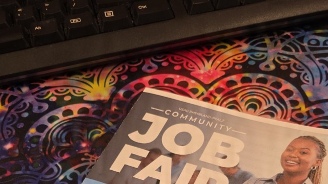 USAG Rheinland-Pfalz partners with Kaiserslautern High School Career Practicum to prepare students