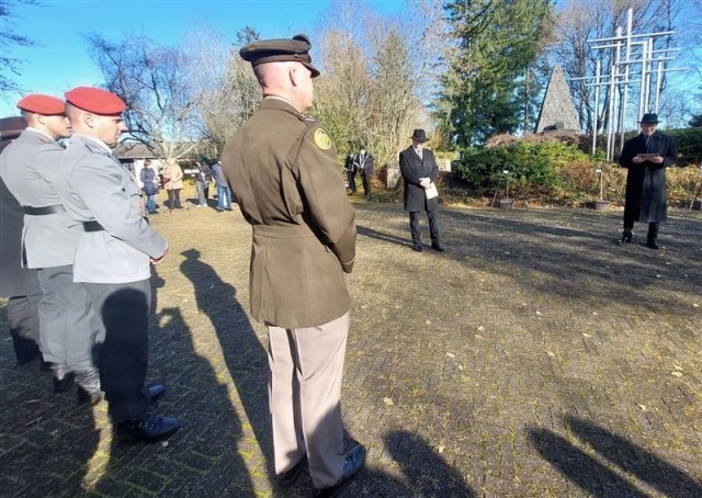 USAG Rheinland-Pfalz observes Germany’s National Day of Mourning in Baumholder