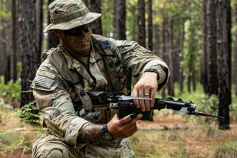 War Department asks industry to make more than 300K drones, quickly, cheaply