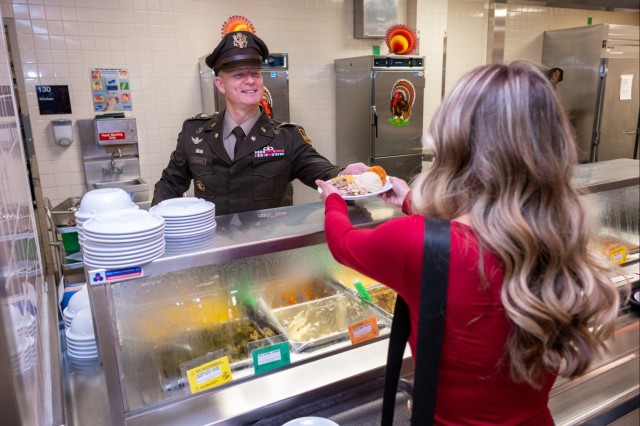 Soldiers ‘grateful’ for more than feast this Thanksgiving