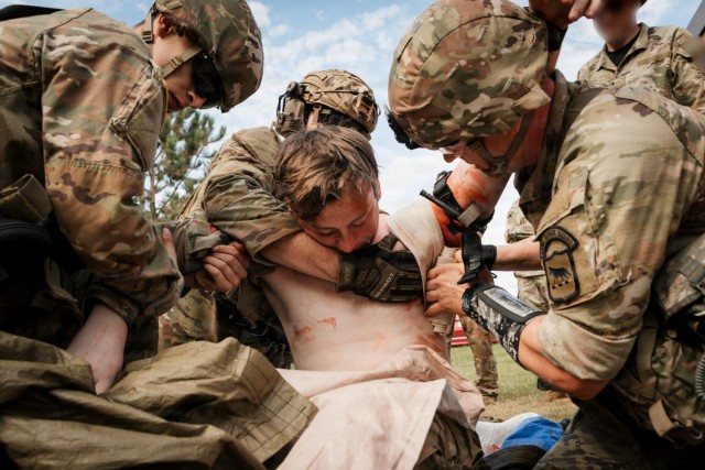 Originals give TCCC classes to the South Dakota National Guard