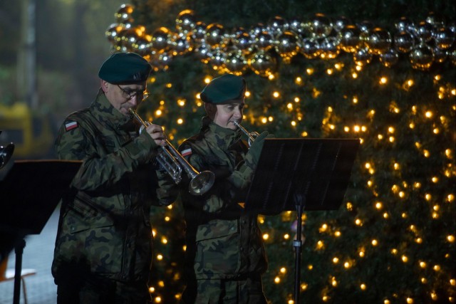 USAG Poland and 3rd ID tree lighting ceremony