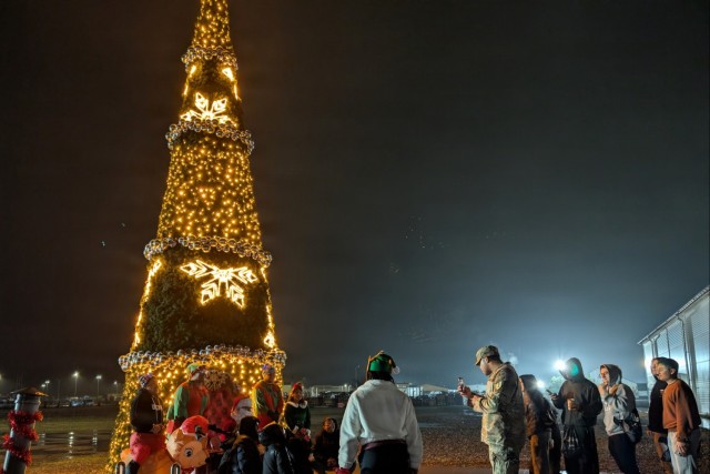 U.S. Army Garrison Poland 2nd Tree Lighting