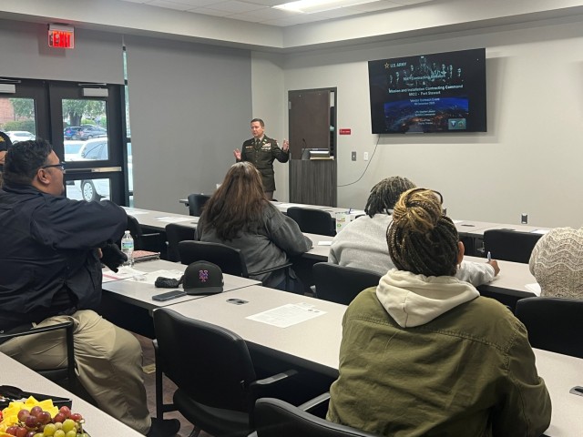 904th Contracting Battalion strengthens local business ties at Fort Stewart