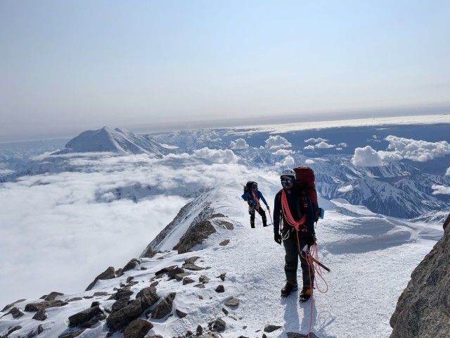 CPT Schindler and MSG Donnelly ascend a ridge at 17,000 feet.