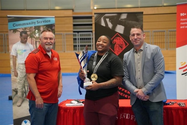 Top female powerlifter