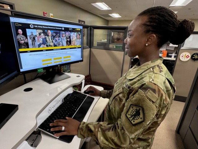 HRC Unveils Modernized Website to Improve Soldier Expereince