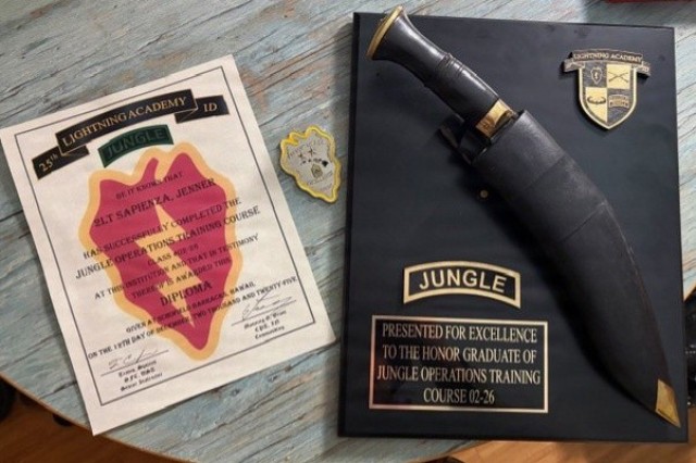 Into the Jungle: Washington Army Guard Officer Earns Jungle Tab