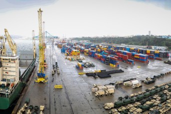 AMC intelligence analyst receives recognition at DIA Director's 55th Annual Honorary Awards