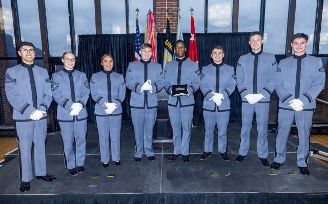 Graduates donate rings, AOG hosts Class Ring Memorial Program for Class of 2027