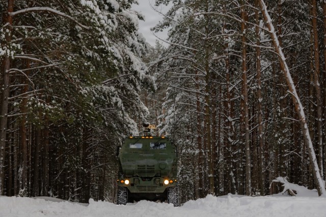 1-14 FAR Conducts HIMARS Training with Lithuanian Armed Forces