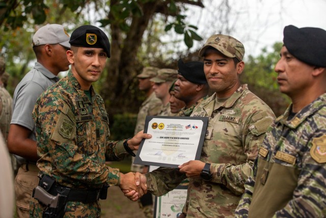 Combined Jungle Operations Training Course Class 26-2: Graduation