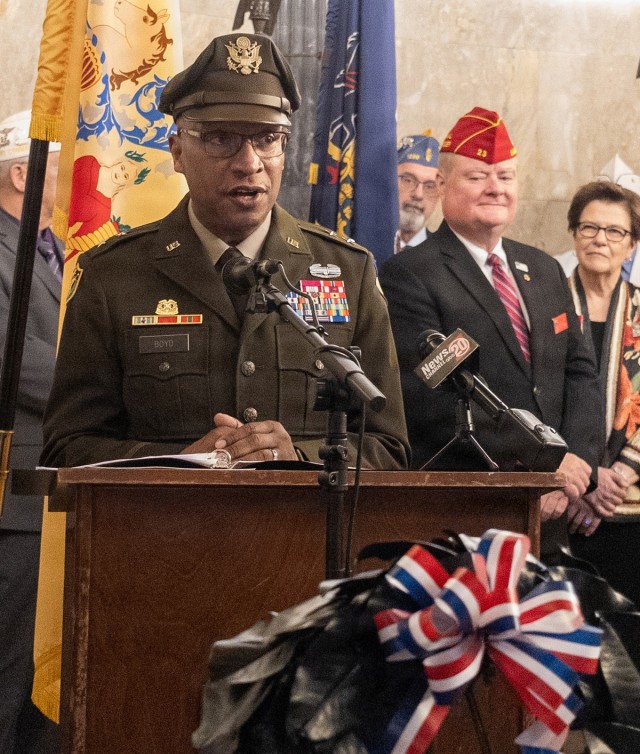 Illinois National Guard Honors Former Guardsman Abe Lincoln