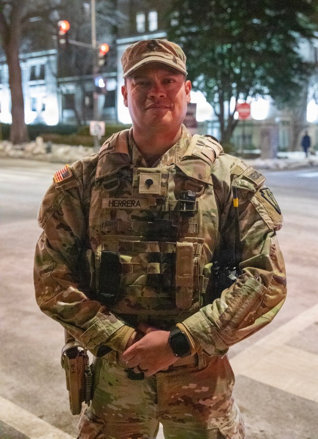 Indiana National Guardsmen Patrol DC