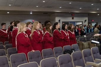BAMC Auxiliary supports patients, staff with grants