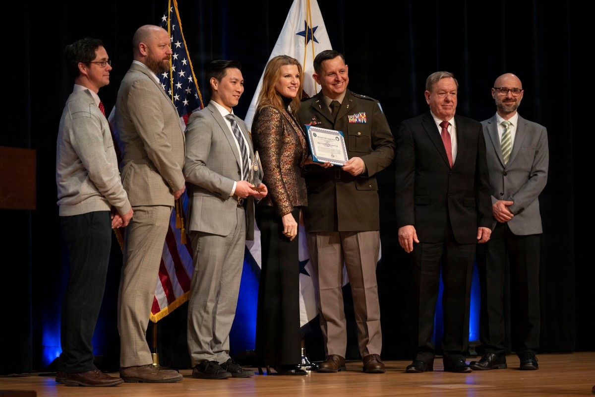 Army business systems team earns top honors from Department of War for AI innovation