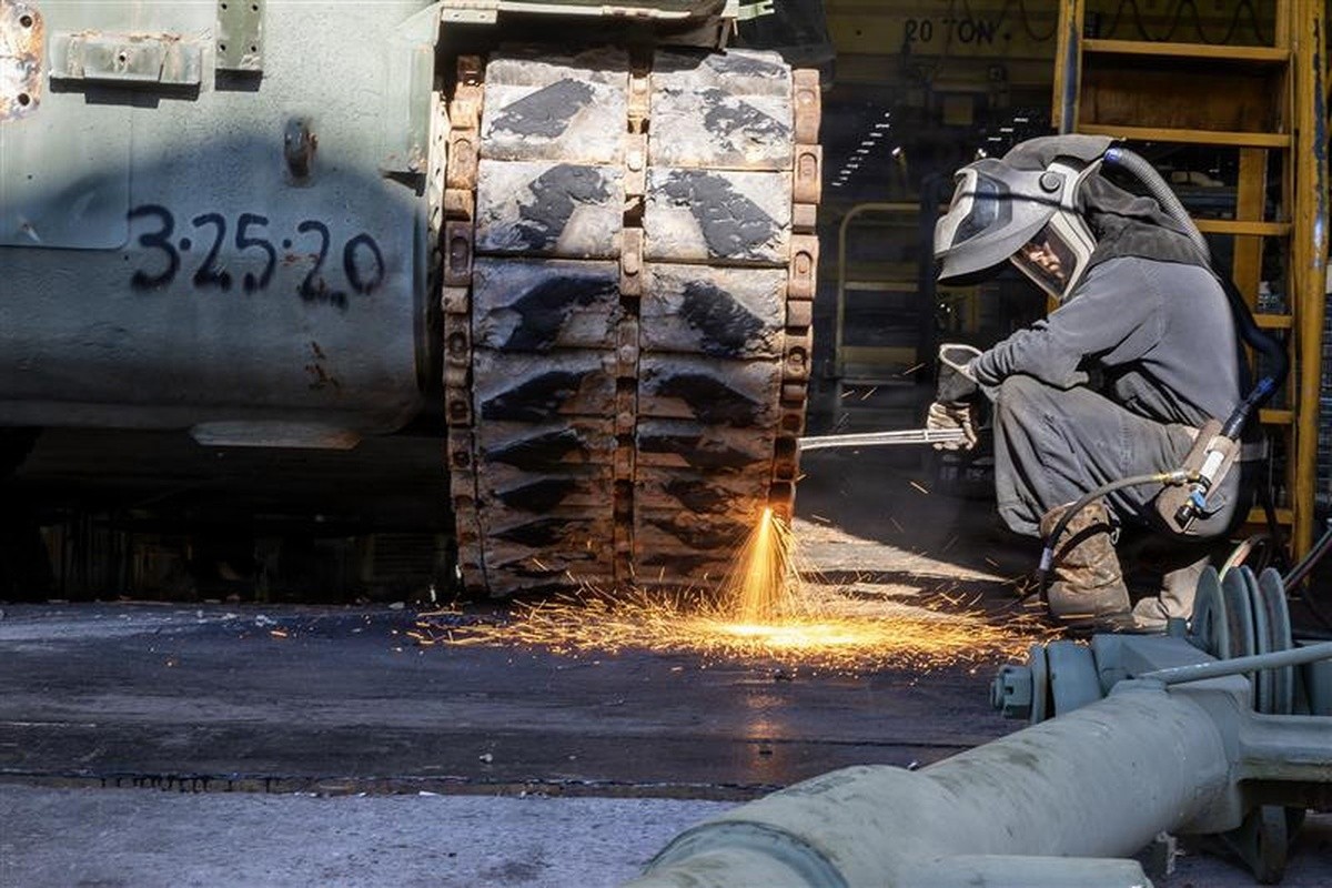 Three TACOM sites win safety awards