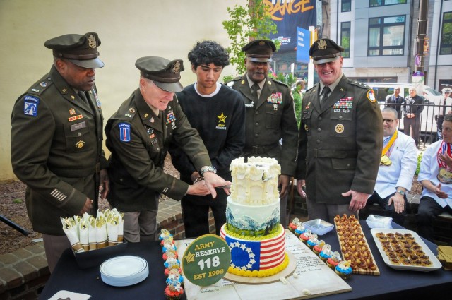 Army Reserve celebrates 118 years of service, strength and impact in Philadelphia
