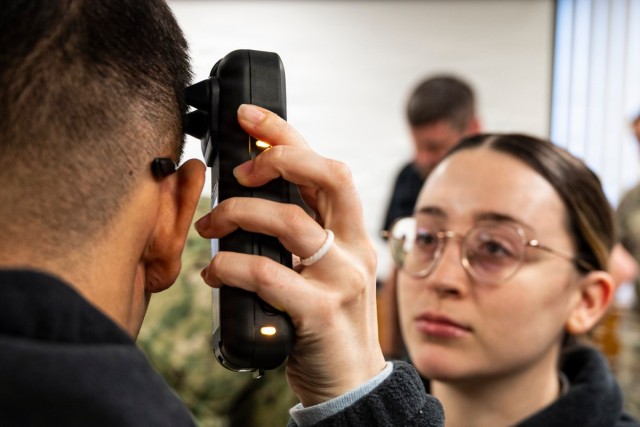 Future TBI Field Assessment tools in focus during end-user touchpoint at Naval Medical Center Camp Lejeune