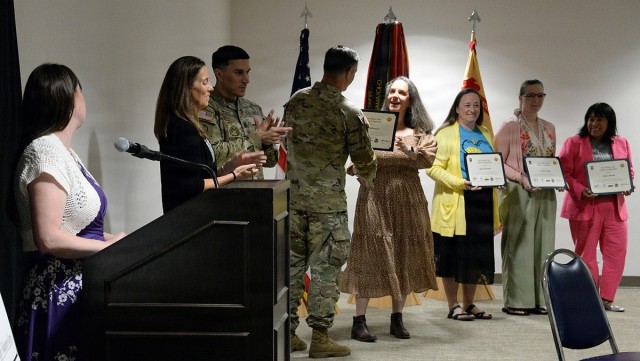 Fort Leavenworth volunteers honored for contributions to community