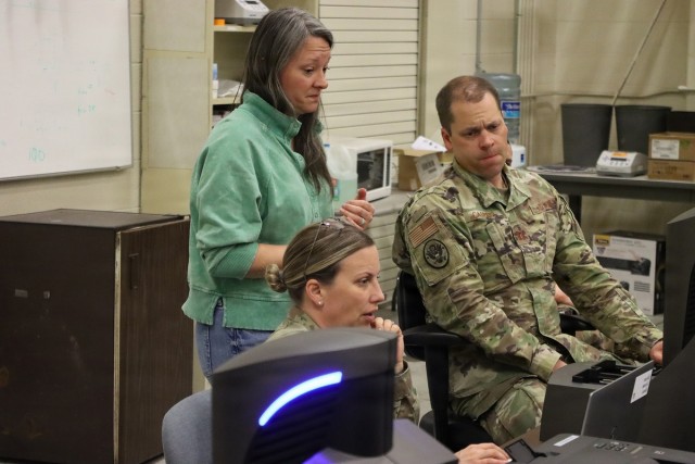 Army Biologists Advance Warfighter Readiness through Hands-On Training