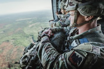 Fort Benning names Army's first top jumpmaster team