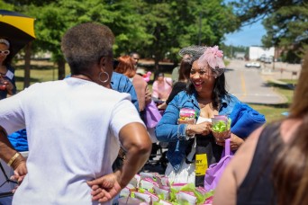 Fort Lee honors military spouses during ACS Sip and Soirée