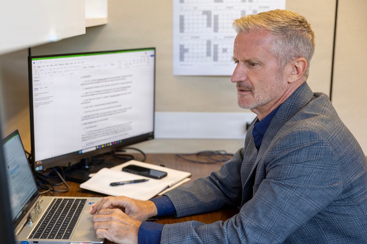 Are Problems at Home Keeping You From Focusing at Work? This Little ...