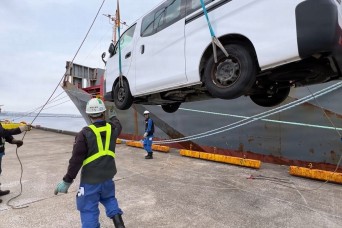 836th Transportation Battalion Soldiers conduct critical resupply operation at Yokohama North Dock