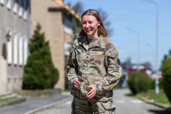 Garrison Soldier draws on heritage, training to assist civilians after crash in Poland