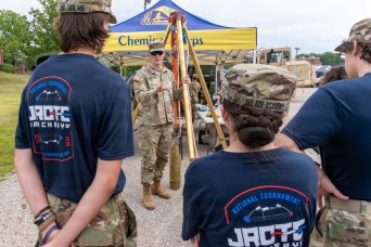 JROTC cadets engage with Fort Leonard Wood Soldiers, gain firsthand perspective on mission-ready capabilities